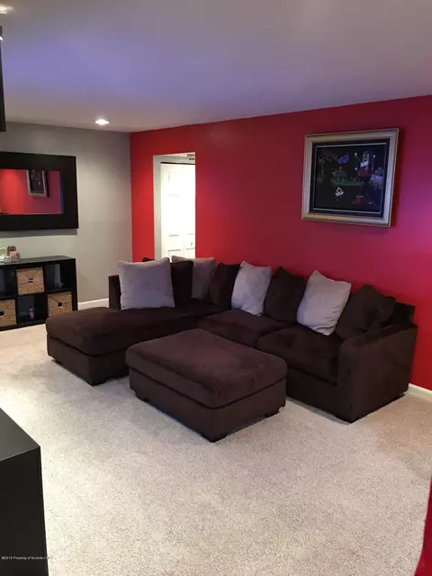 1602 Summit Pointe, Scranton, PA 18508 photo 10
