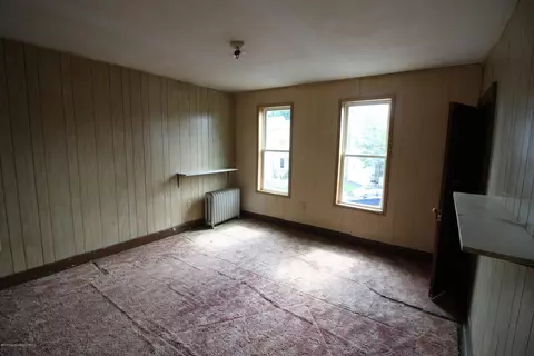 520 Delaware Ave, Olyphant, PA 18447 photo 31