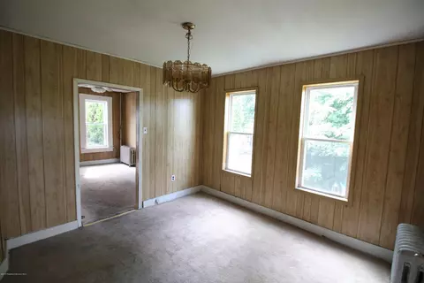 520 Delaware Ave, Olyphant, PA 18447 photo 41