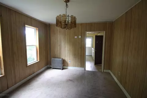 520 Delaware Ave, Olyphant, PA 18447 photo 40