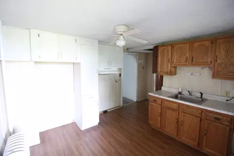 520 Delaware Ave, Olyphant, PA 18447 photo 65