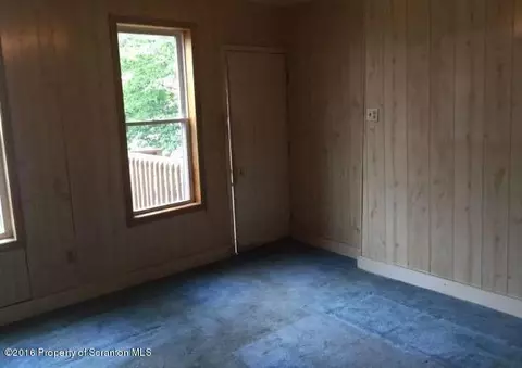 520 Delaware Ave, Olyphant, PA 18447 photo 19