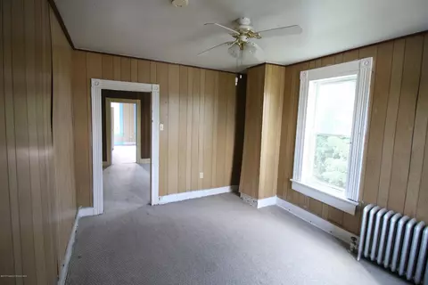 520 Delaware Ave, Olyphant, PA 18447 photo 47