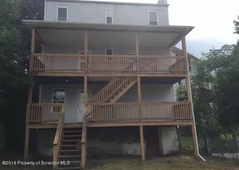520 Delaware Ave, Olyphant, PA 18447 photo 7