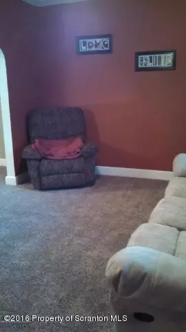 118 Smith St, Dunmore, PA 18512 photo 12