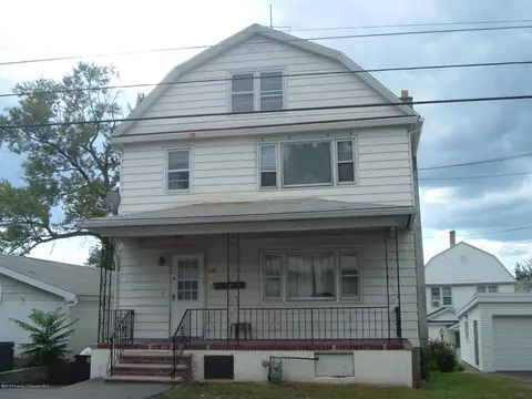 118 Smith St, Dunmore, PA 18512 photo 1
