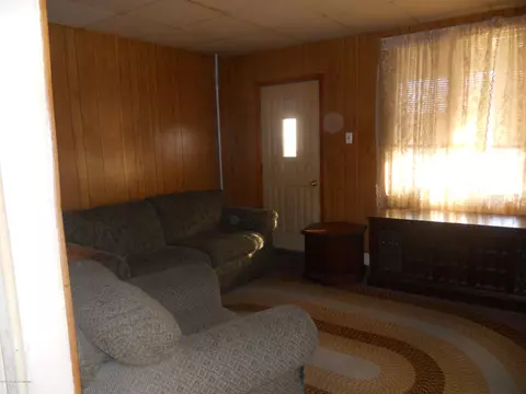 721 E Drinker St, Dunmore, PA 18512 photo 9