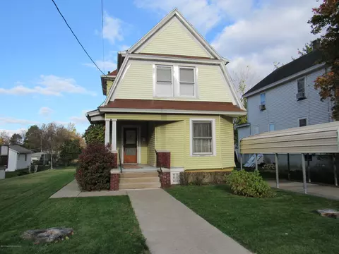 624 E Grant St, Olyphant, PA 18447 photo 1