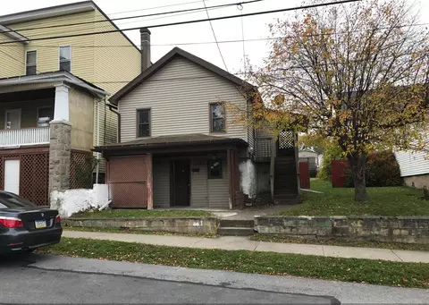 736 E Locust St, Scranton, PA 18505 photo 1