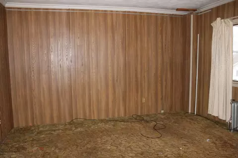 331 N Main St, Old Forge, PA 18518 photo 5