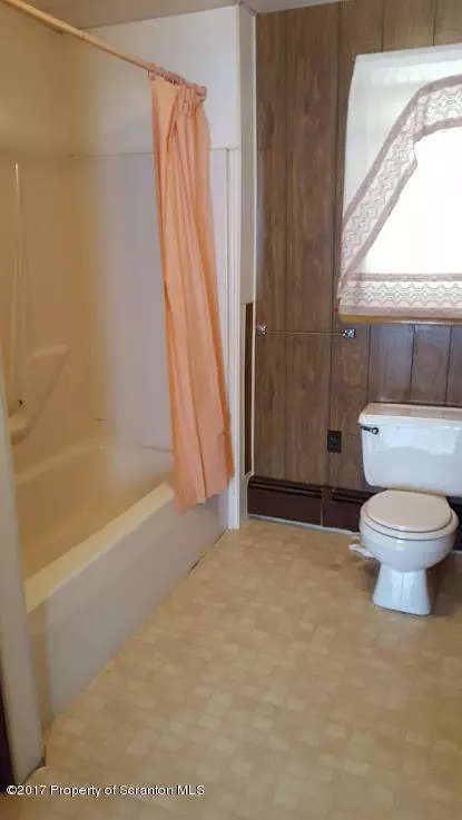 535 Eynon St, Scranton, PA 18504 photo 7
