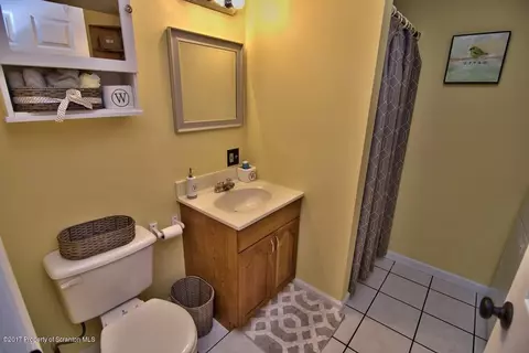 605 Loop Ave, Scranton, PA 18508 photo 36