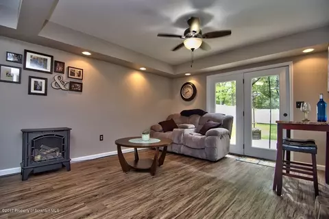 605 Loop Ave, Scranton, PA 18508 photo 31