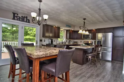 605 Loop Ave, Scranton, PA 18508 photo 7