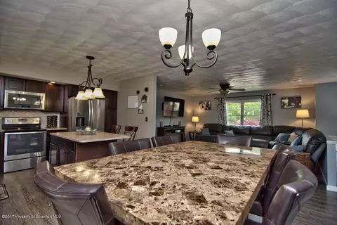 605 Loop Ave, Scranton, PA 18508 photo 6