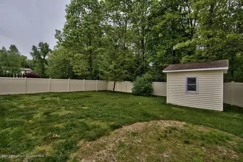 605 Loop Ave, Scranton, PA 18508 photo 43