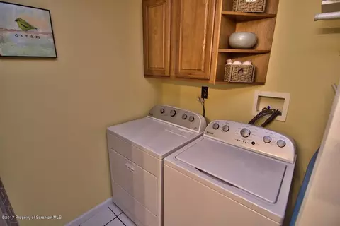 605 Loop Ave, Scranton, PA 18508 photo 34