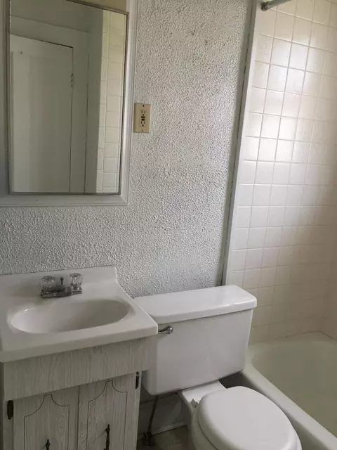 719 E Drinker St, Dunmore, PA 18512 photo 18