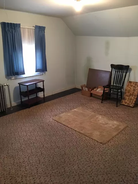 719 E Drinker St, Dunmore, PA 18512 photo 39