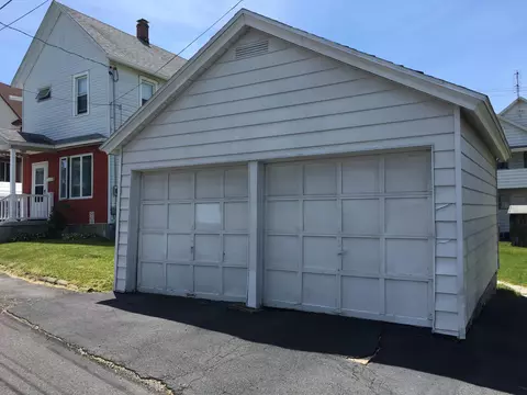 719 E Drinker St, Dunmore, PA 18512 photo 6