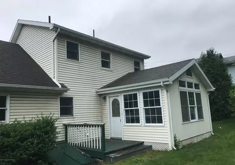 1250 Philo St, Scranton, PA 18508 photo 2
