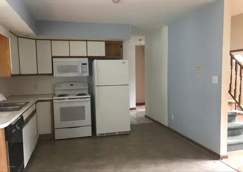 1250 Philo St, Scranton, PA 18508 photo 3