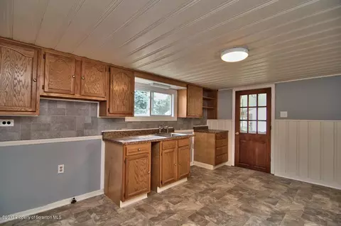 308 Bennett St, Duryea, PA 18642 photo 8