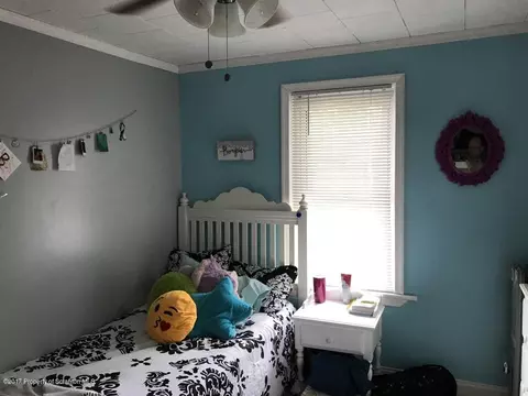 177 E Pine St, Dunmore, PA 18512 photo 18