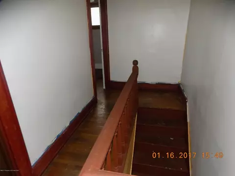 407 Susquehanna Ave, Olyphant, PA 18447 photo 22