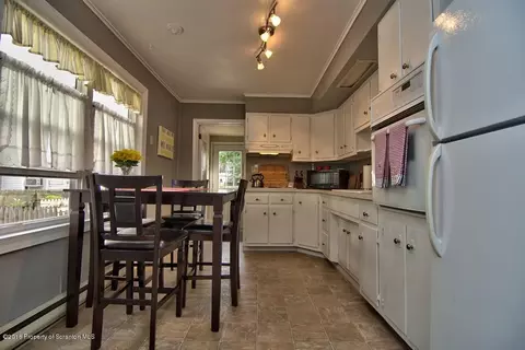 512 Jadwin St, Scranton, PA 18509 photo 7