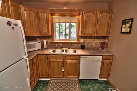 302 Kennedy St, Old Forge, PA 18518 photo 6