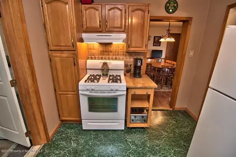 302 Kennedy St, Old Forge, PA 18518 photo 5