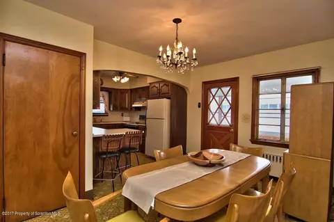 527 Edith St, Old Forge, PA 18518 photo 9