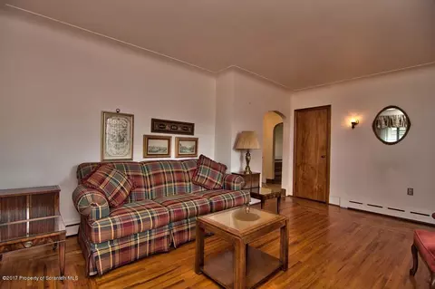 527 Edith St, Old Forge, PA 18518 photo 12