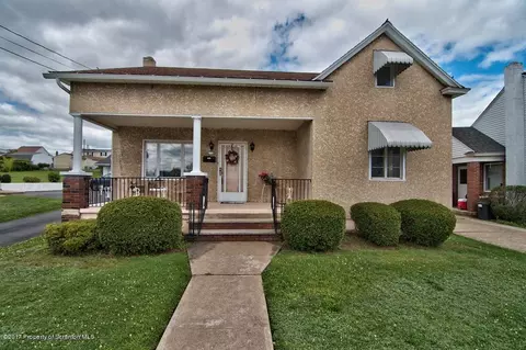 527 Edith St, Old Forge, PA 18518 photo 1