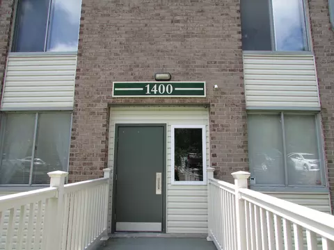 1404 Summit Pointe, Scranton, PA 18508 photo 2