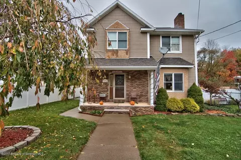 304 E Line St, Olyphant, PA 18447 photo 49