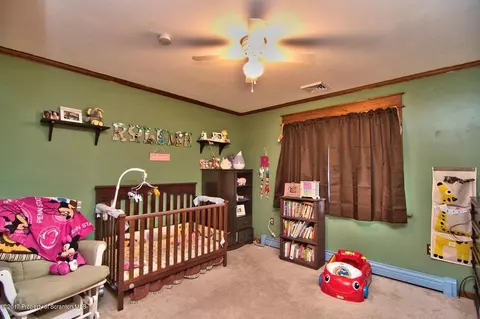 304 E Line St, Olyphant, PA 18447 photo 30