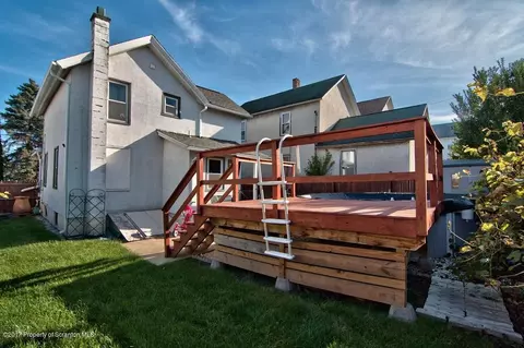 720 E Warren St, Dunmore, PA 18512 photo 7