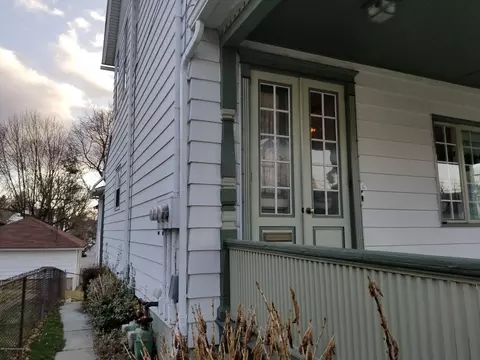 140 E Pine St, Dunmore, PA 18512 photo 4