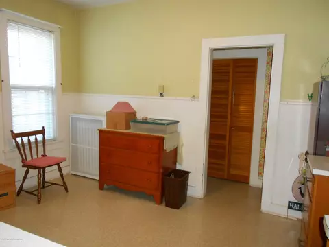 140 E Pine St, Dunmore, PA 18512 photo 29