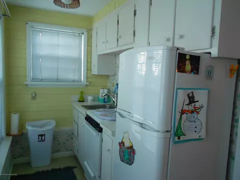 140 E Pine St, Dunmore, PA 18512 photo 27