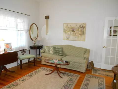 140 E Pine St, Dunmore, PA 18512 photo 7