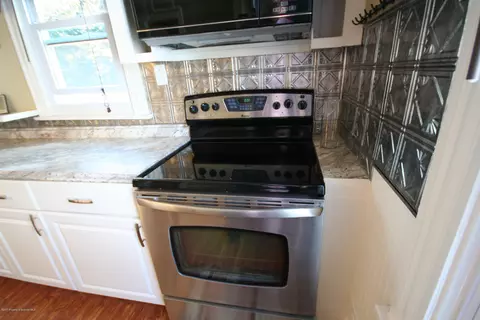 419 May St, Mayfield, PA 18433 photo 18