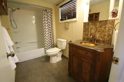 419 May St, Mayfield, PA 18433 photo 21