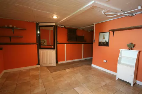 419 May St, Mayfield, PA 18433 photo 35