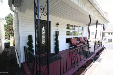 419 May St, Mayfield, PA 18433 photo 7