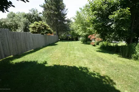 419 May St, Mayfield, PA 18433 photo 43
