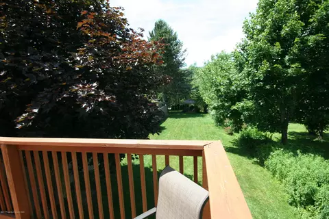 419 May St, Mayfield, PA 18433 photo 38