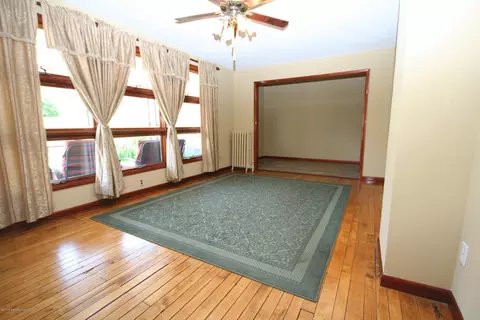 419 May St, Mayfield, PA 18433 photo 11